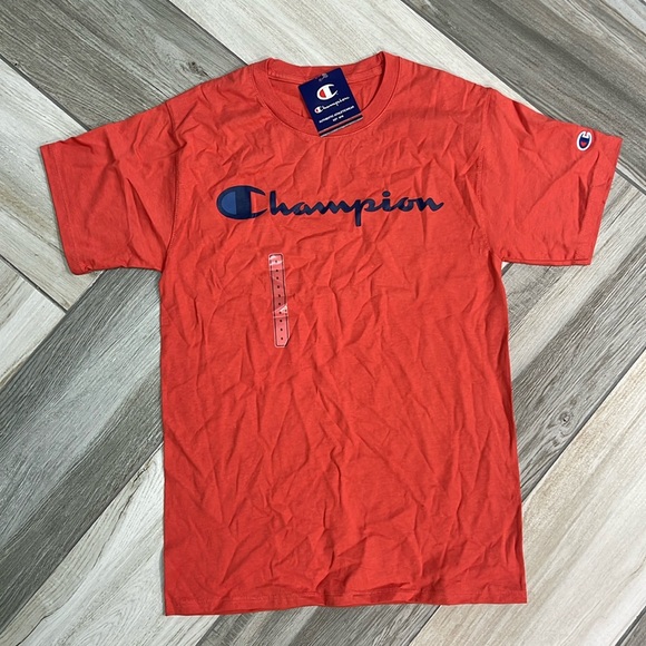 NWT Champion T-Shirt Size S - Picture 1 of 2